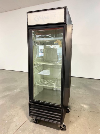True Model GDM-23 Single Glass Door Refrigerator / Merchandiser