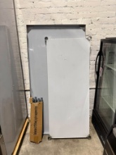 New 60 x 30 Equipment Stand