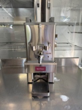 BUNN Soft Heat 1.5 Gallon Coffee Server + Soft Heat Single Server Docking Stand
