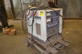 Hobart Fabstar 2620 Welding Machine W/ Leads