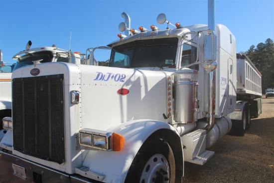 COMBINED LOT 202/203 (2005 PETERBILT 379/TRAVIS T- . AUCTIONEER WILL SELL LOT 202 (HOLD THE BID), TH