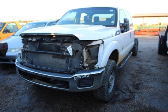 FORD F250 SALVAGE, Cab & Chassis, 4 Door, Powerstroke Diesel Engine, Automatic Transmission, Single