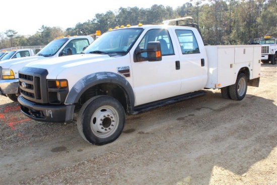 FORD F450 Service Bed, Crew Cab, Air, Powerstroke Engine, Automatic Transmission, Single Axle  ~