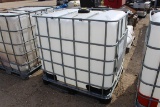 SOLUTION TANK - SKID MOUNTED . ~