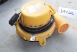 SMALL ELECTRIC BLOWER . ~