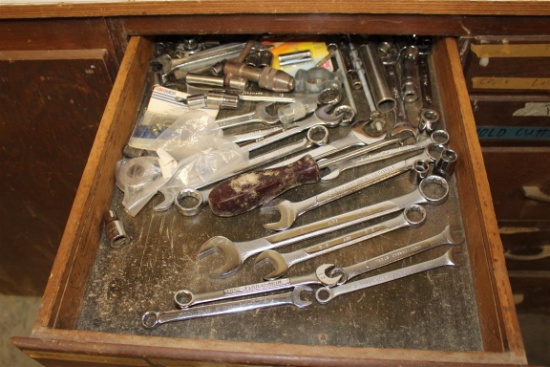 LOT OF WRENCHES