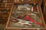 LOT OF VISES & DRILL BITS