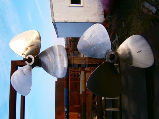 (2) 52"X38" 3 BLADE PROPELLERS (STAINLESS RH/LH)