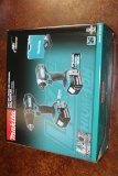 (1) Makita 18V LXT Lithium-Ion Cordless 2-Pc. Combo Kit (Hammer Drill/Impact Driver) Model XT261M