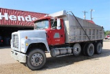 FORD LT8000 18 Yard Aluminum Dump Tri-Axle