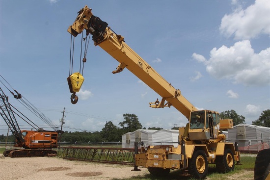 GROVE RT500C 28 Ton Capacity 3 Section Boom Hook Block Cummins Diesel Engine Outriggers     97028