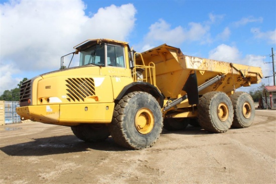 VOLVO A40D 6x6 Tailgate 295x25 Tires