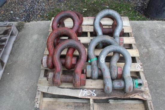 Lot of Large Shackles