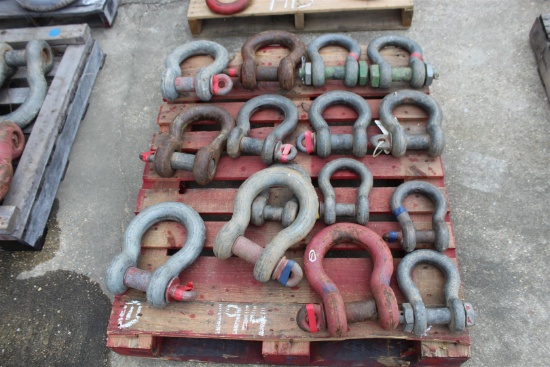 Lot of Large Shackles