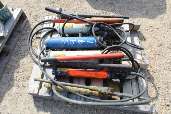 Lot of Manual Hyd Pumps