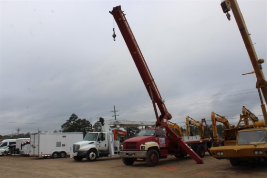 GMC TOPKICK C7500 2000 GMC C-750 VIN #1GDM7H1C9YJ522390 Caterpillar turbo diesel 207 HP single axle