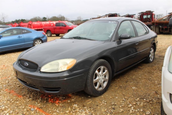 FORD TAURUS SEL 4 Door Gas Engine  ~