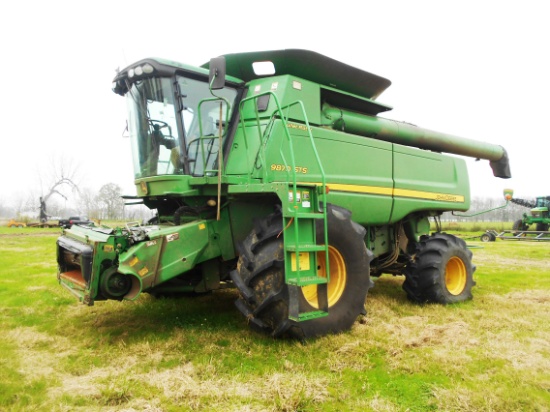 JOHN DEERE 9870 STS Bullet Rotor 900/65R32 Front Tires 28L26 Rear Tires (Headers Sell Separately)