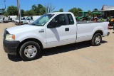 FORD F150 Extended Cab - Gas Engine - Automatic Transmission