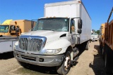 INTERNATIONAL 4300 SALVAGE ROW - 26' Van Body - Roll Up Rear Door - Lift Gate - DT466 Diesel Engine