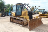 CATERPILLAR D4K LGP ENLCOSED CAB, 6 WAY BLADE, SWEEPS, REAR SCREEN, 25