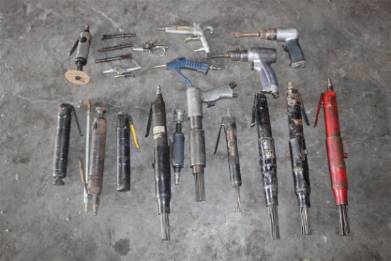 LOT OF AIR TOOLS (NEEDLE HEADS, CHISELS & DIE GRINDERS)