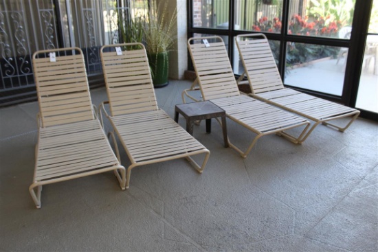 (4) METAL/PLASTIC LOUNGE CHAIRS, LOAD-OUT AND REMOVAL IS THE RESPONSIBILITY OF THE BUYER