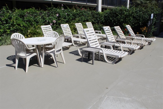 (8) METAL/PLASTIC LOUNGE CHAIRS AND TABLES, PATIO SET OF TABLE AND 4 CHAIRS, LOAD-OUT AND REMOVAL IS