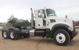 2011 MACK GU713