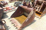 36'' DIGGING BUCKET