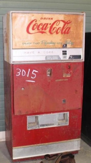 ANTIQUE COKE MACHINE