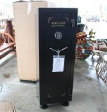 HERCULES FIREPROOF 14 GUN SAFE