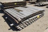 LOT OF WOOD FENCE