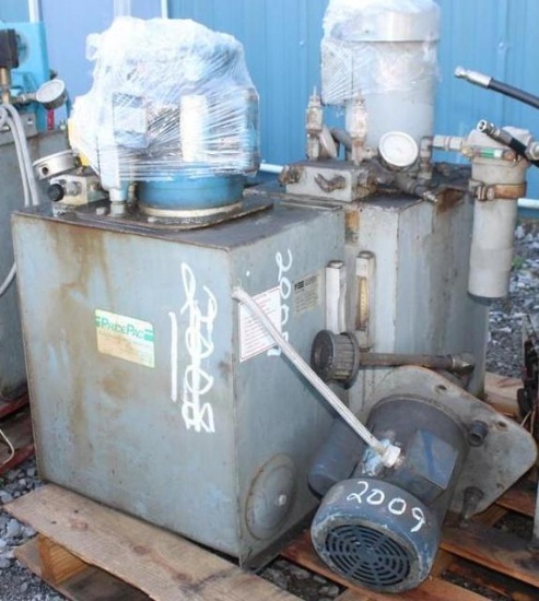 Lot of (2) Price Pack Tanks