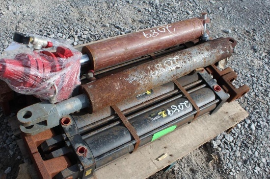 Pallet w/Rams and Air Regulators