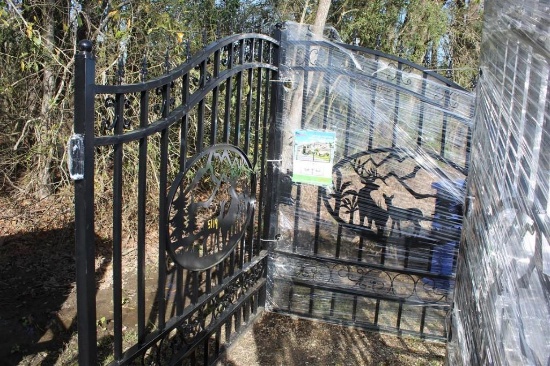 WROUGHT IRON GATE Great Bear 14 Ft (UNUSED)