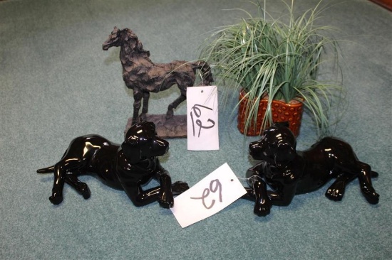 Desk Top Decorations -- (2) Dogs - (1) Horse - (1) Flower Pot