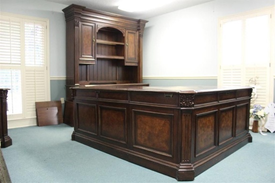 (4) Pieces of Hooker Brand Office Furniture (1) L-Shaped Desk
