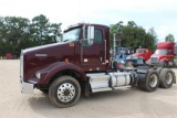 2015 KENWORTH T800 DAY CAB