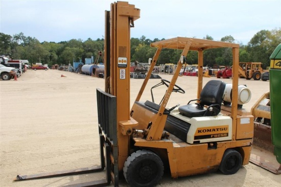 KOMATSU FG25S FORKLIFT