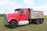 2000 INTERNATIONAL DUMP TRUCK