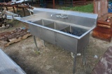 STAINLESS STEEL 3 SECTION SINK