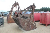 CLAM BUCKET FOR CRANE