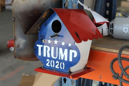 Trump 2020 Birdhouse