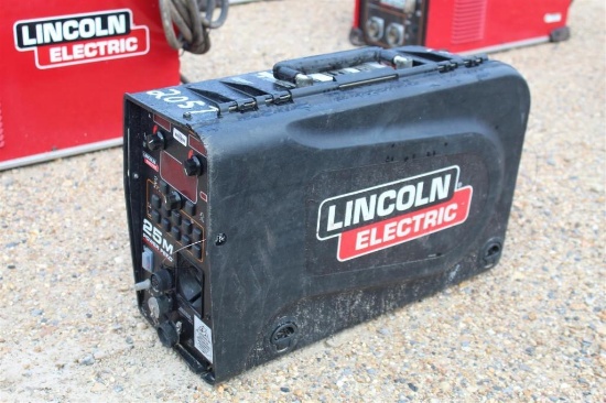 Lincoln Electric 25M PowerFeed (SN: U1161206110)