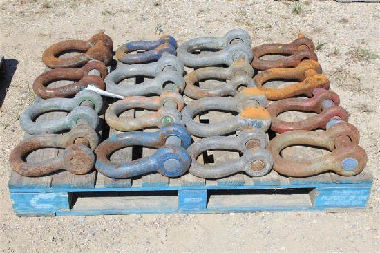Pallet of Misc Shackles