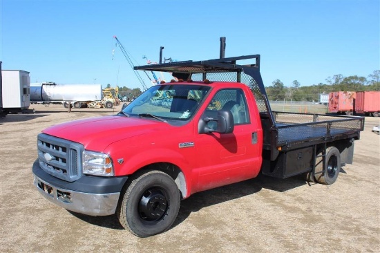2006 FORD F350 FLATBED TRUCK