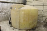 1900 Gal. Plastic Tank