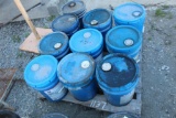 PALLET OF TRANMISSION / HYDRAULIC OIL