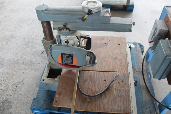 DELTA ELECTRIC SAW W/ STAND